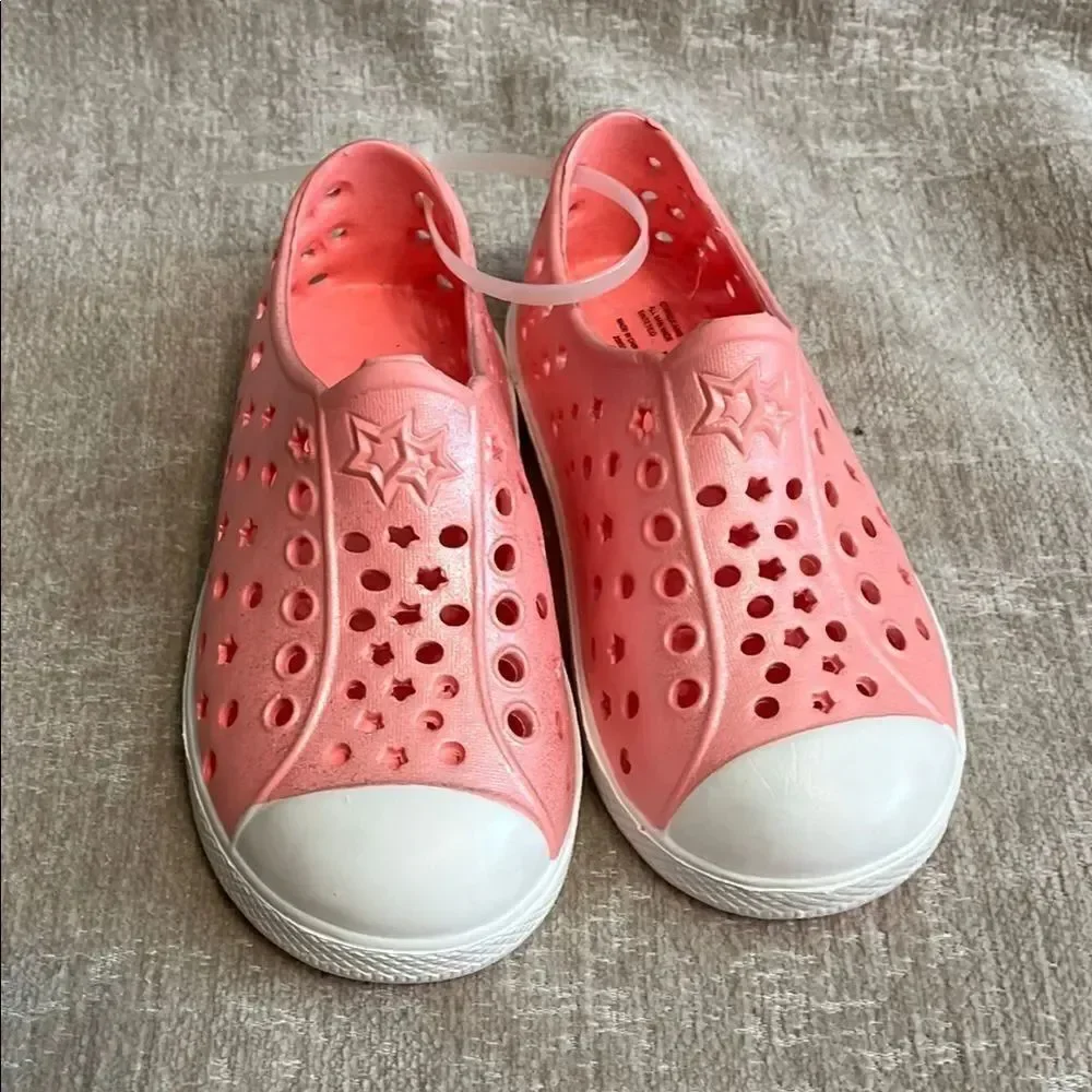 Kids Pink Star Slip-On Shoes